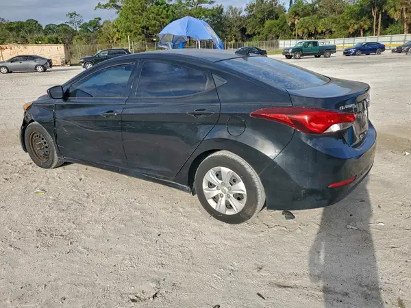 5NPDH4AE3GH764014 2016 HYUNDAI ELANTRA - Image 2