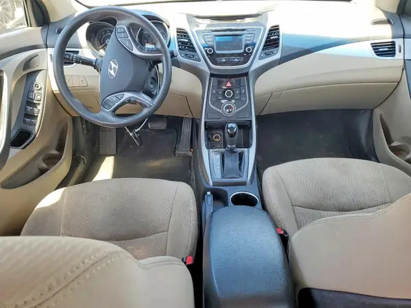 5NPDH4AE3GH764479 2016 HYUNDAI ELANTRA - Image 8