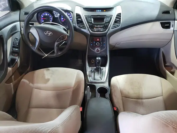5NPDH4AE3GH766572 2016 HYUNDAI ELANTRA - Image 8