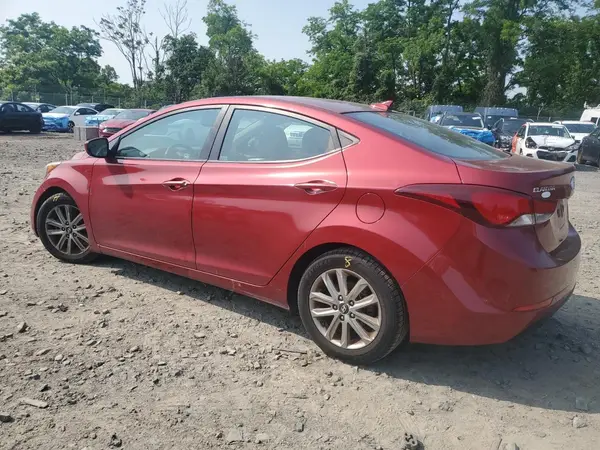 5NPDH4AE3GH767172 2016 HYUNDAI ELANTRA - Image 2