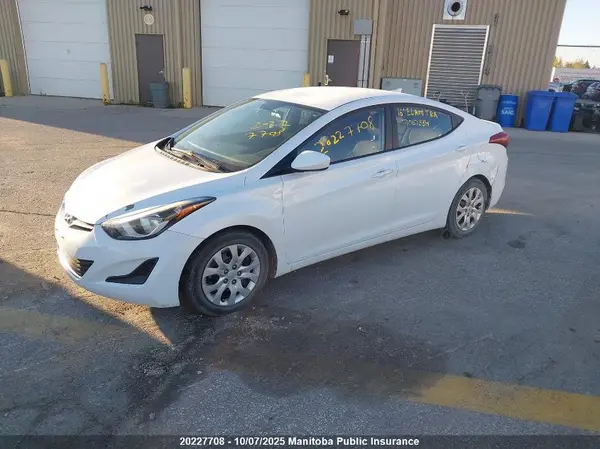 5NPDH4AE3GH767334 2016 HYUNDAI ELANTRA - Image 2
