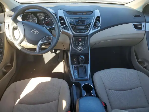 5NPDH4AE3GH767933 2016 HYUNDAI ELANTRA - Image 8