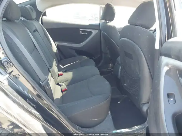5NPDH4AE3GH768242 2016 HYUNDAI ELANTRA - Image 8