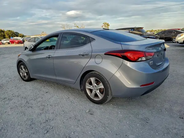 5NPDH4AE3GH769021 2016 HYUNDAI ELANTRA - Image 2