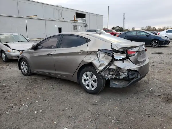5NPDH4AE3GH770203 2016 HYUNDAI ELANTRA - Image 2