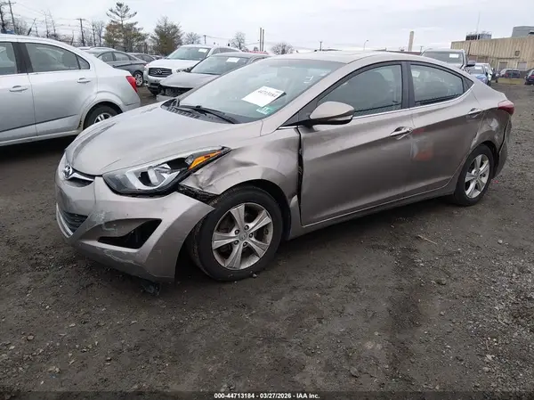 5NPDH4AE3GH770251 2016 HYUNDAI ELANTRA - Image 2