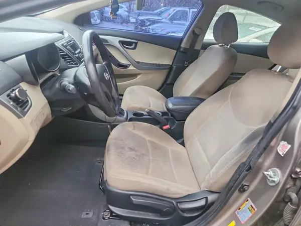 5NPDH4AE3GH771223 2016 HYUNDAI ELANTRA - Image 8