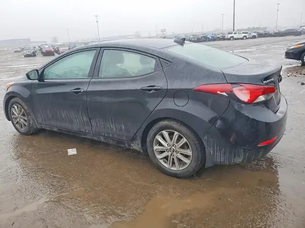 5NPDH4AE3GH772078 2016 HYUNDAI ELANTRA - Image 2