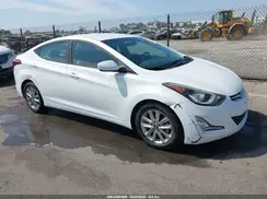 5NPDH4AE3GH772226 2016 HYUNDAI ELANTRA