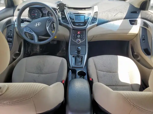 5NPDH4AE3GH772260 2016 HYUNDAI ELANTRA - Image 8