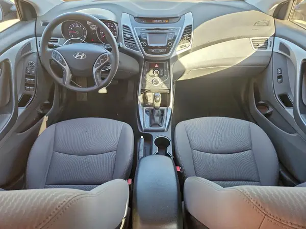 5NPDH4AE3GH772422 2016 HYUNDAI ELANTRA - Image 8