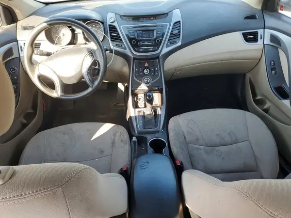 5NPDH4AE3GH774106 2016 HYUNDAI ELANTRA - Image 8