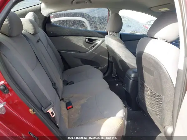 5NPDH4AE3GH774882 2016 HYUNDAI ELANTRA - Image 8