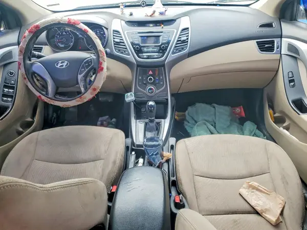 5NPDH4AE3GH775028 2016 HYUNDAI ELANTRA - Image 8