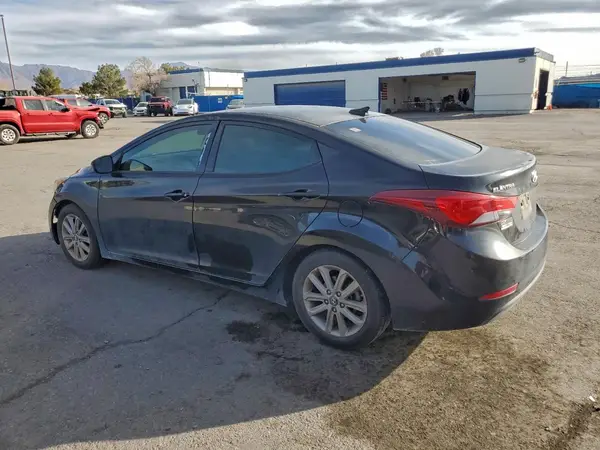 5NPDH4AE3GH775708 2016 HYUNDAI ELANTRA - Image 2