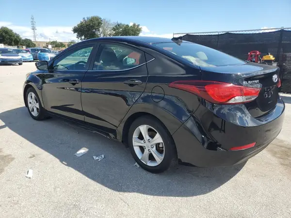 5NPDH4AE3GH777037 2016 HYUNDAI ELANTRA - Image 2