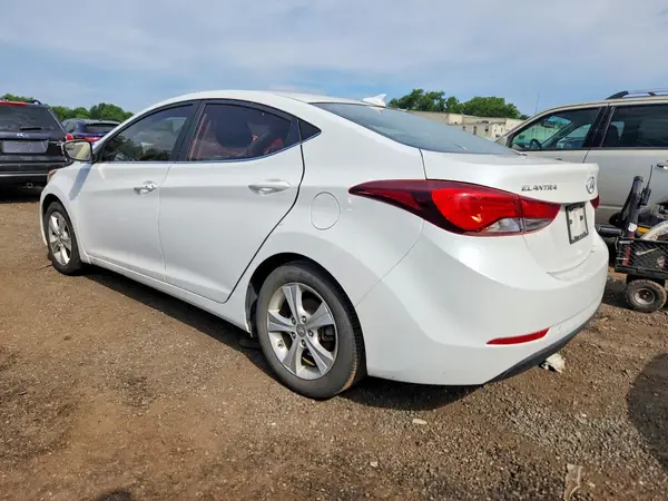 5NPDH4AE3GH778267 2016 HYUNDAI ELANTRA - Image 2