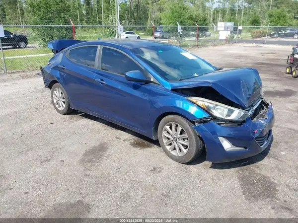 5NPDH4AE3GH778561 2016 HYUNDAI ELANTRA - Image 1