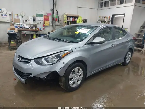 5NPDH4AE3GH779838 2016 HYUNDAI ELANTRA - Image 2