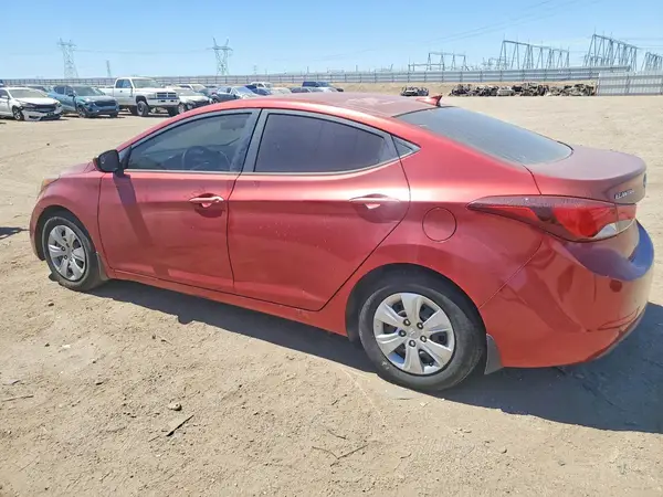 5NPDH4AE3GH780004 2016 HYUNDAI ELANTRA - Image 2