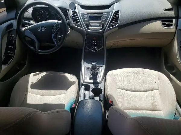 5NPDH4AE3GH780004 2016 HYUNDAI ELANTRA - Image 8