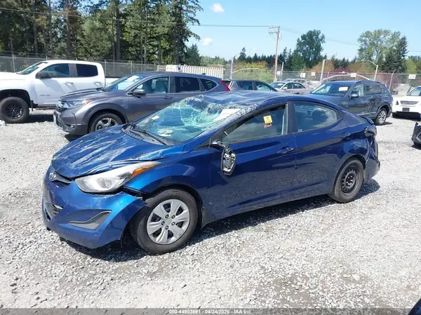 5NPDH4AE3GH780780 2016 HYUNDAI ELANTRA - Image 2