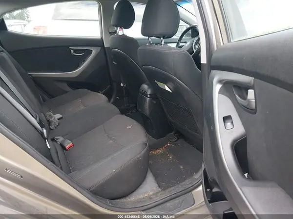 5NPDH4AE3GH783467 2016 HYUNDAI ELANTRA - Image 8