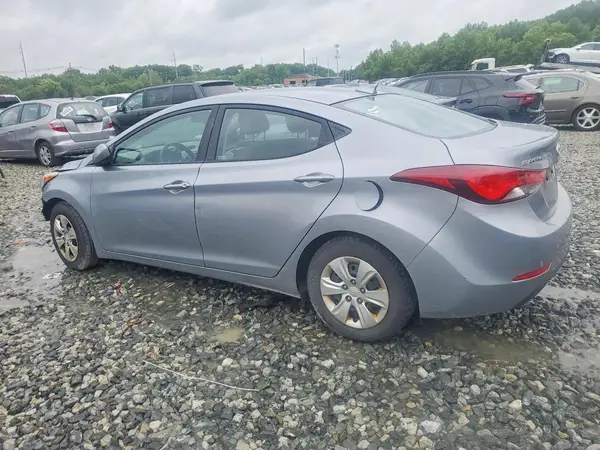 5NPDH4AE3GH785784 2016 HYUNDAI ELANTRA - Image 2