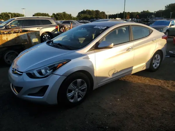 5NPDH4AE3GH787048 2016 HYUNDAI ELANTRA - Image 1