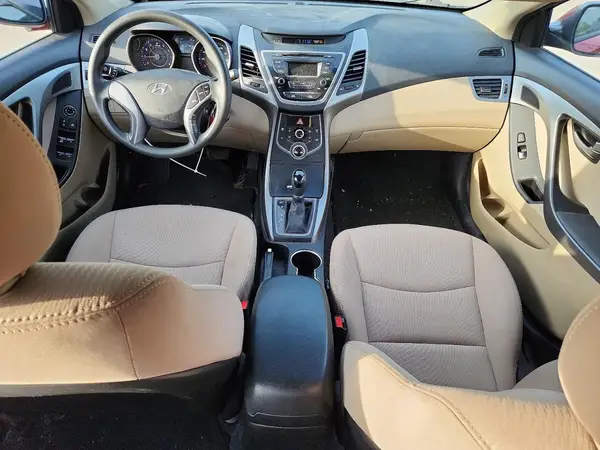 5NPDH4AE3GH788118 2016 HYUNDAI ELANTRA - Image 8