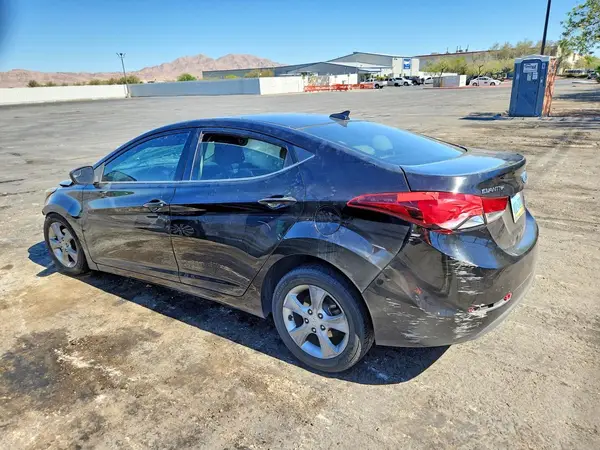 5NPDH4AE3GH788300 2016 HYUNDAI ELANTRA - Image 2
