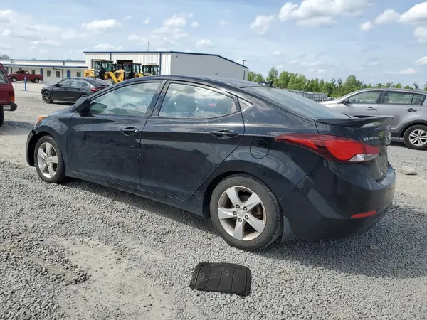 5NPDH4AE3GH789561 2016 HYUNDAI ELANTRA - Image 2