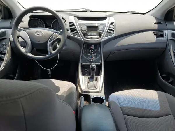 5NPDH4AE3GH789656 2016 HYUNDAI ELANTRA - Image 8
