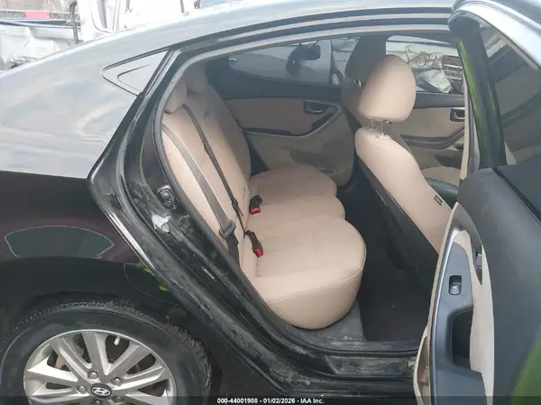 5NPDH4AE3GH789902 2016 HYUNDAI ELANTRA - Image 8