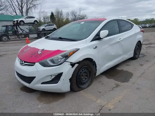 5NPDH4AE3GH791164 2016 HYUNDAI ELANTRA - Image 2