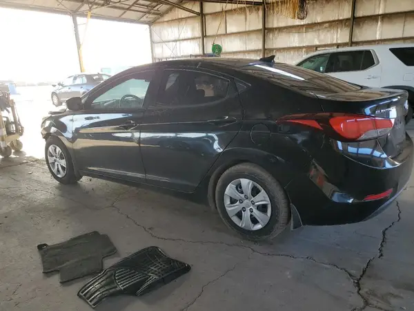 5NPDH4AE3GH793142 2016 HYUNDAI ELANTRA - Image 2