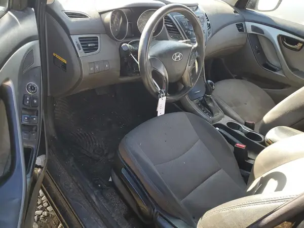 5NPDH4AE3GH796509 2016 HYUNDAI ELANTRA - Image 8