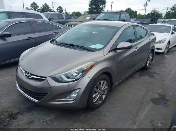 5NPDH4AE3GH797921 2016 HYUNDAI ELANTRA - Image 2