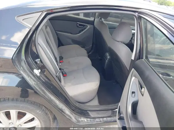 5NPDH4AE4GH653309 2016 HYUNDAI ELANTRA - Image 8