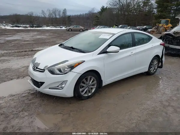 5NPDH4AE4GH653469 2016 HYUNDAI ELANTRA - Image 2