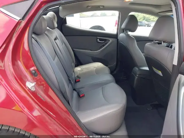 5NPDH4AE4GH656193 2016 HYUNDAI ELANTRA - Image 8