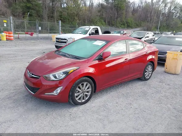 5NPDH4AE4GH656422 2016 HYUNDAI ELANTRA - Image 2