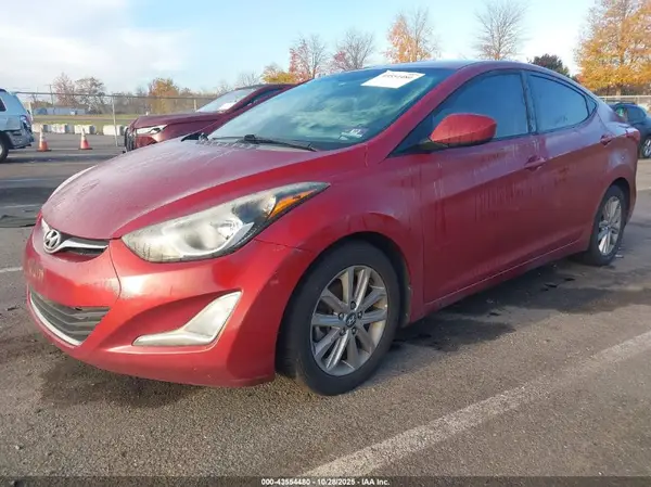 5NPDH4AE4GH657120 2016 HYUNDAI ELANTRA - Image 2