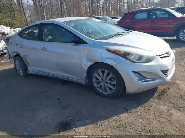 5NPDH4AE4GH659630 2016 HYUNDAI ELANTRA - Image 1