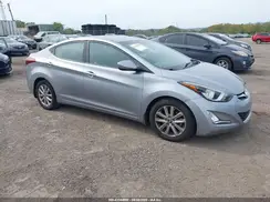 5NPDH4AE4GH660132 2016 HYUNDAI ELANTRA