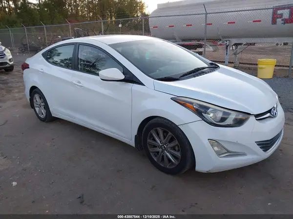 5NPDH4AE4GH660180 2016 HYUNDAI ELANTRA - Image 1