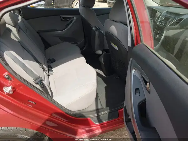 5NPDH4AE4GH663693 2016 HYUNDAI ELANTRA - Image 8