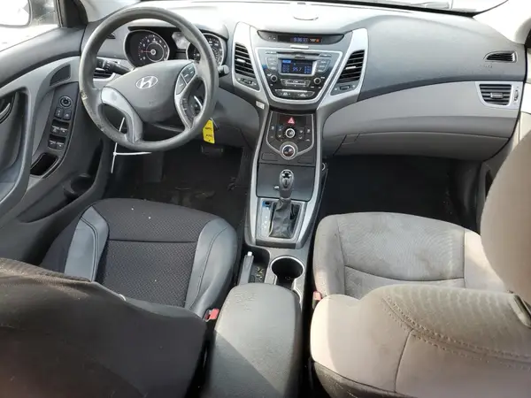 5NPDH4AE4GH664004 2016 HYUNDAI ELANTRA - Image 8