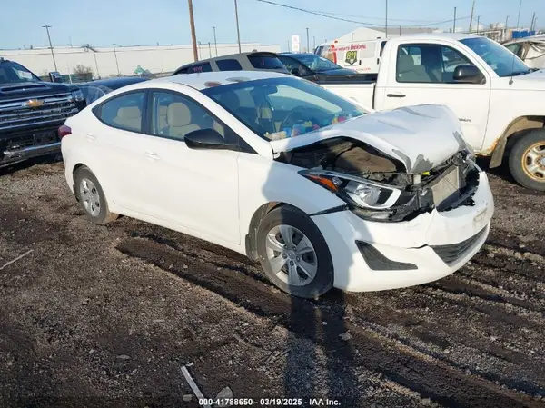 5NPDH4AE4GH664357 2016 HYUNDAI ELANTRA - Image 1