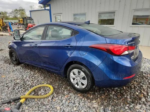 5NPDH4AE4GH665475 2016 HYUNDAI ELANTRA - Image 2